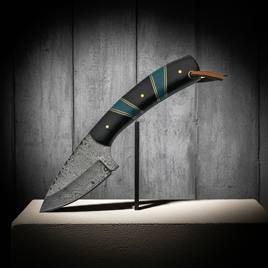 Damascus Turquoise Knife