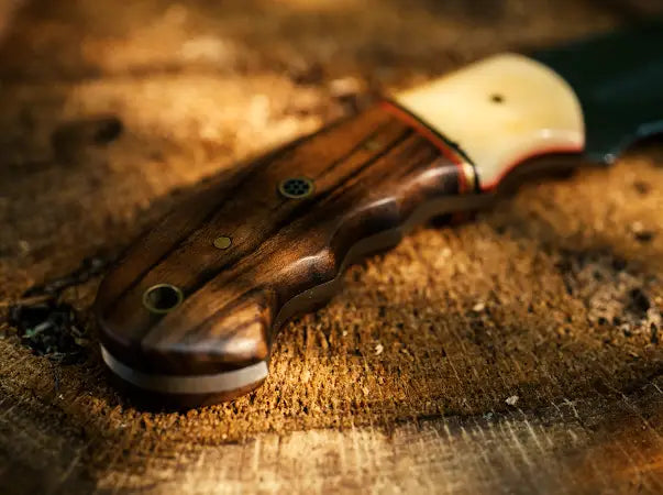 Walnut Fixed Blade